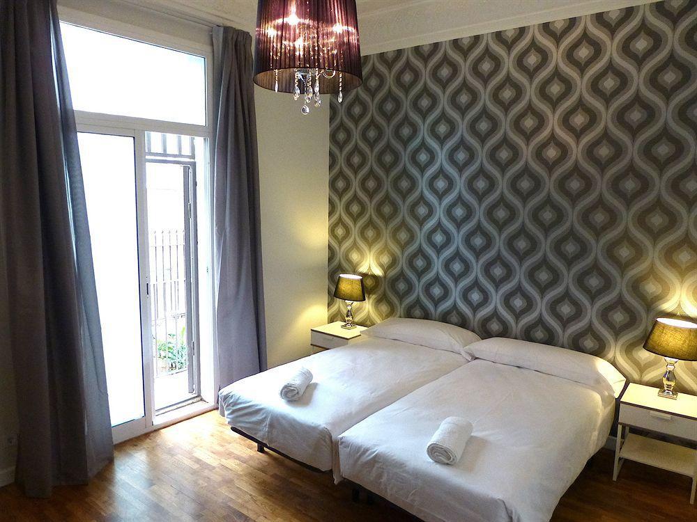 Super Balmes Guest House Barcelona Exterior foto