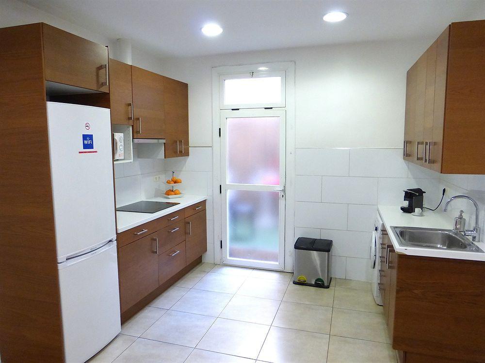 Super Balmes Guest House Barcelona Exterior foto