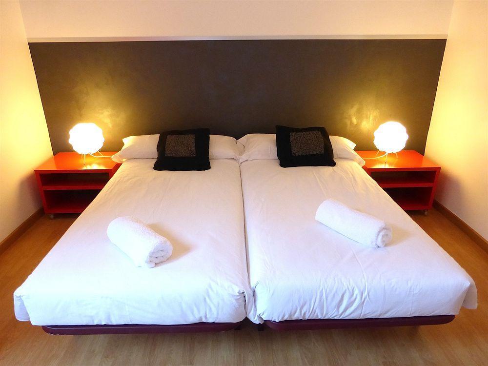 Super Balmes Guest House Barcelona Exterior foto