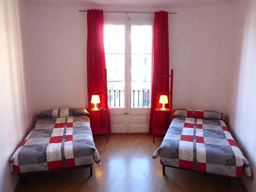 Super Balmes Guest House Barcelona Exterior foto