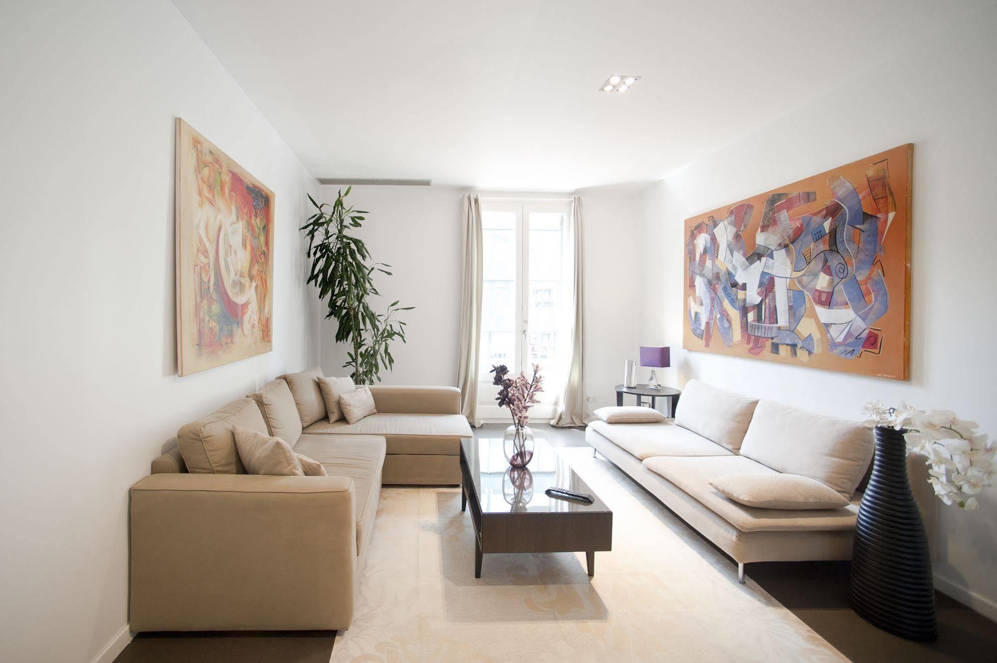 Super Balmes Guest House Barcelona Exterior foto